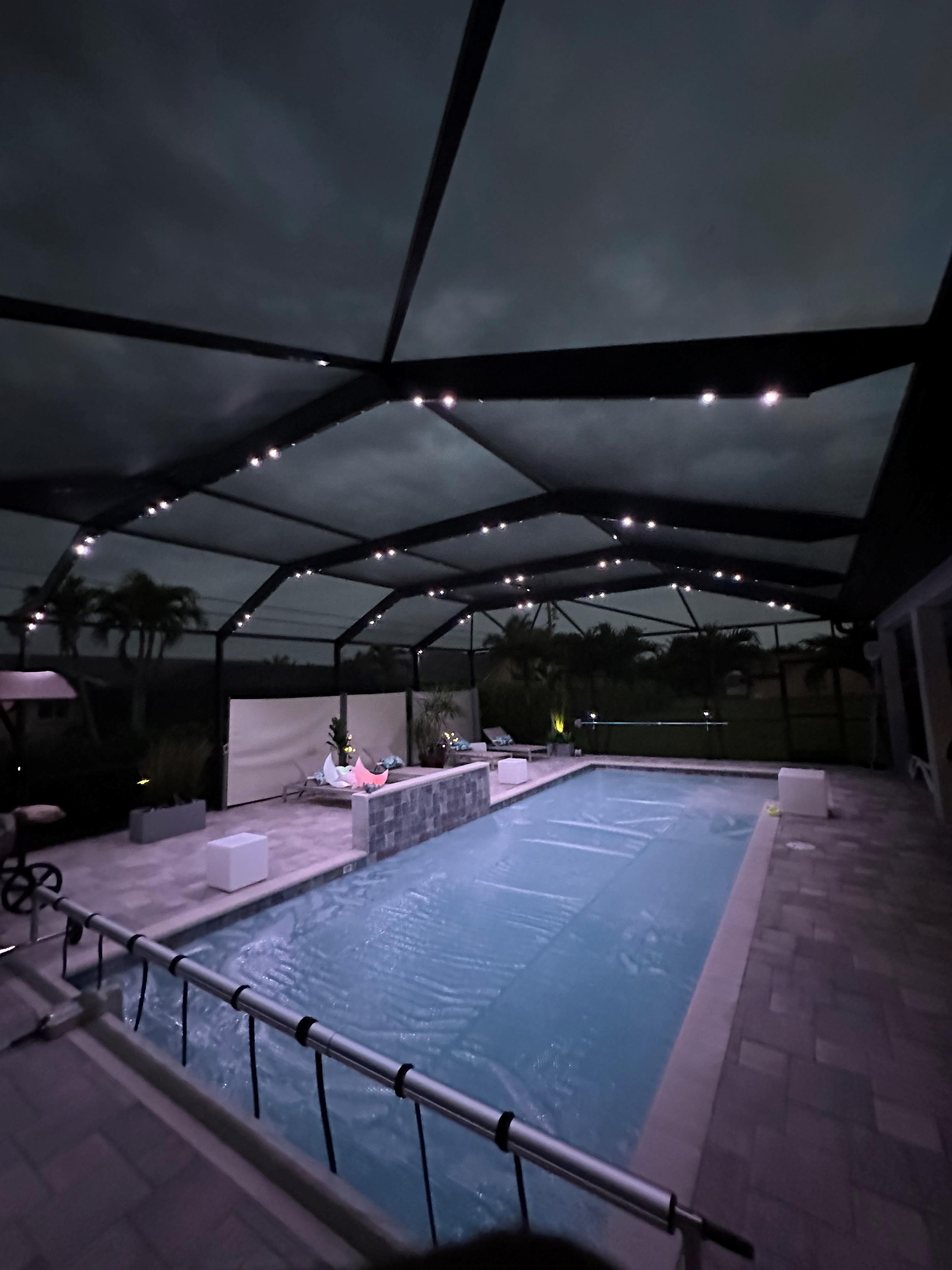 White Pool/Lanai Lighting
